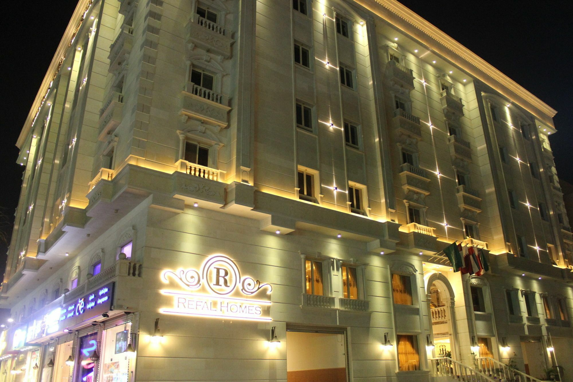 Refal Homes Aparthotel